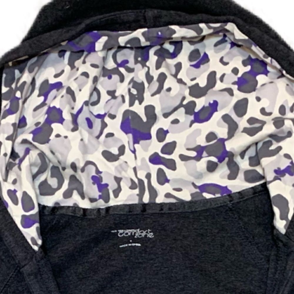 NY&CO hoodie White/purple animal print hood - Picture 5 of 11